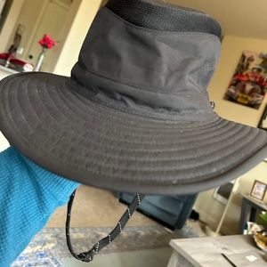 Tilley original LTM6 black